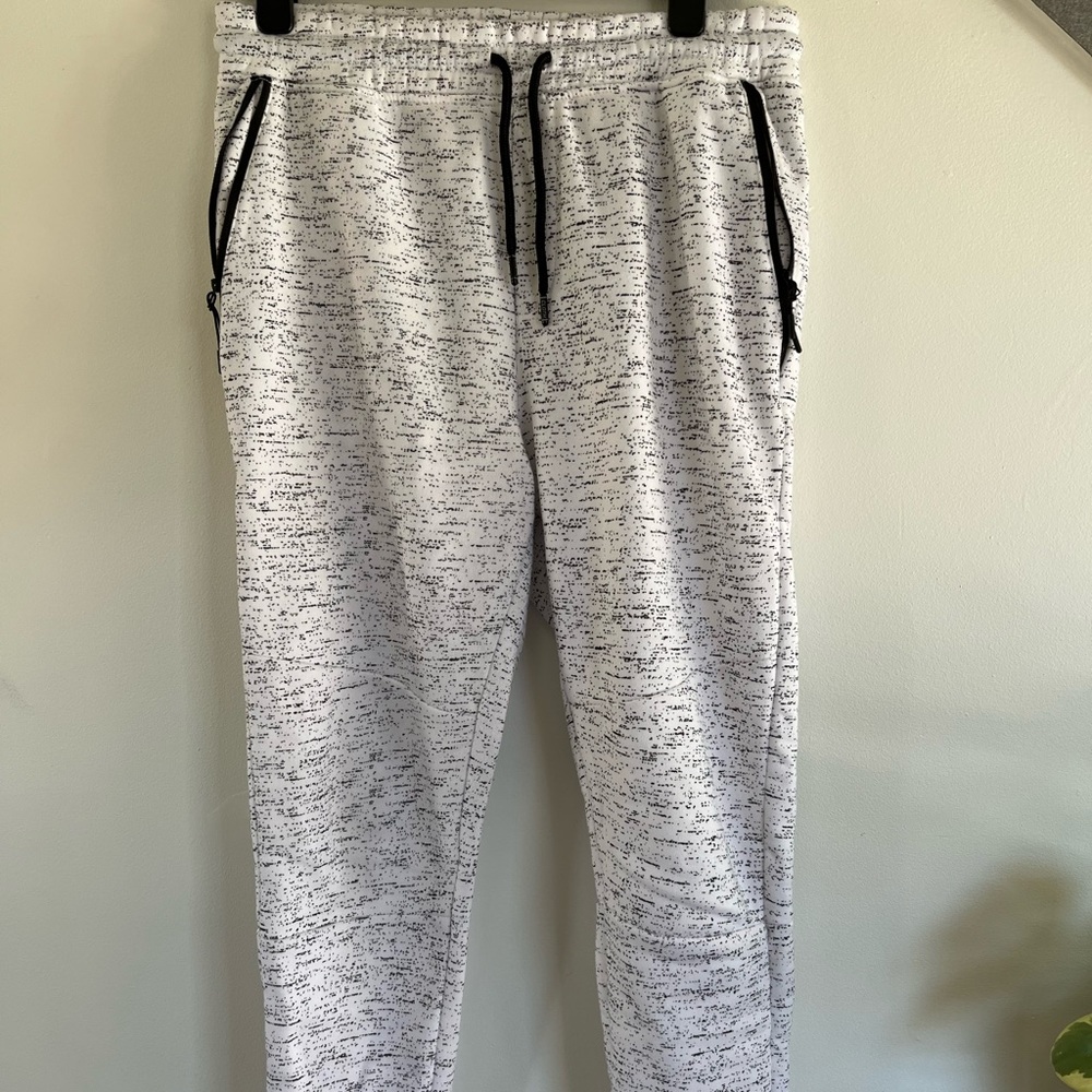 Brooklyn Cloth Mens Joggers - Size Medium